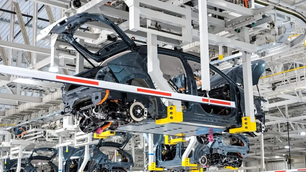 Hyundai випустить десятки тисяч безпілотних таксі для Waymo — photo 4