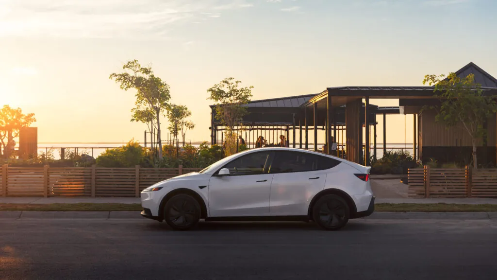 У Європі збільшать радіус дистанційного виклику Tesla? — photo 4