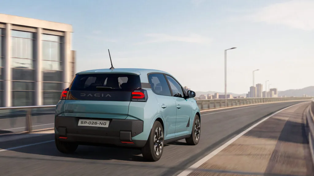 Популярний бюджетний електромобіль Dacia Spring переродився — photo 3