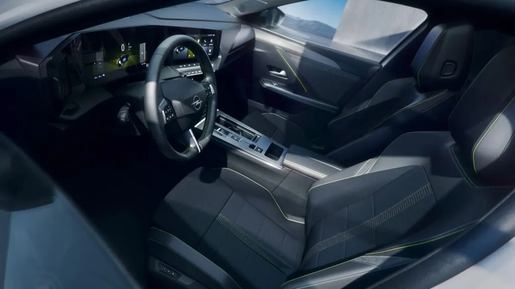 Opel показав потужну електричну версію Astra — GSE Line — photo 2