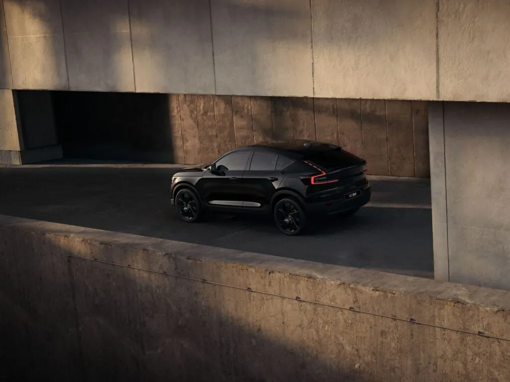 Volvo Cars оновила кросовери XC40, EX40 та EC40 — photo 8