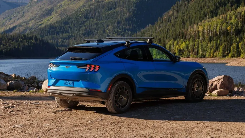 Обновленный Ford Mustang Mach-E получил новую версию Trail — photo 3