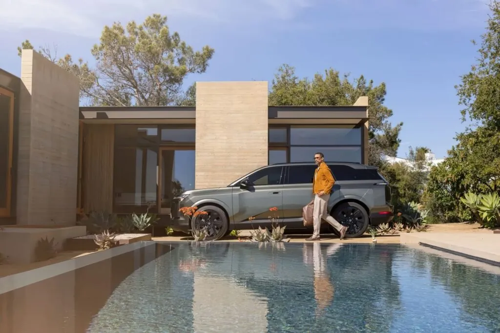 Lexus оголосив ціни на трирядний електричний кросовер TZ — photo 3