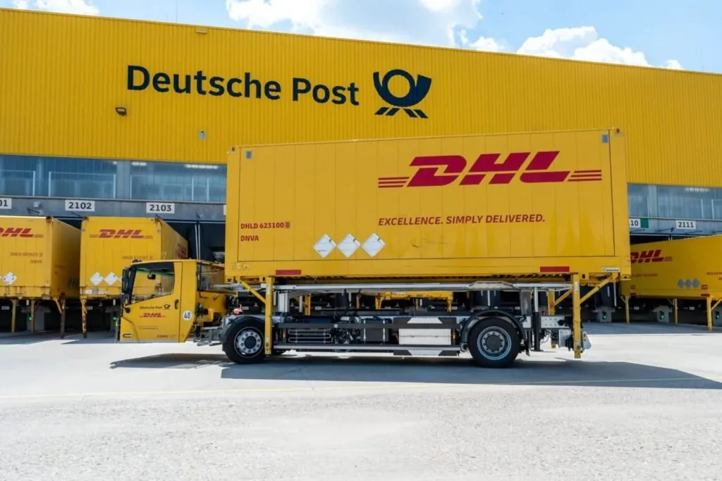 DHL заказала 25 электрических интермодальных тягачей Kamag — photo 2