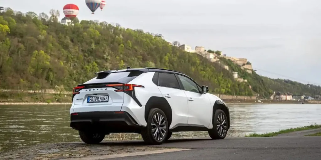 Subaru з 2028 року продаватиме в Європі лише електромобілі — photo 4