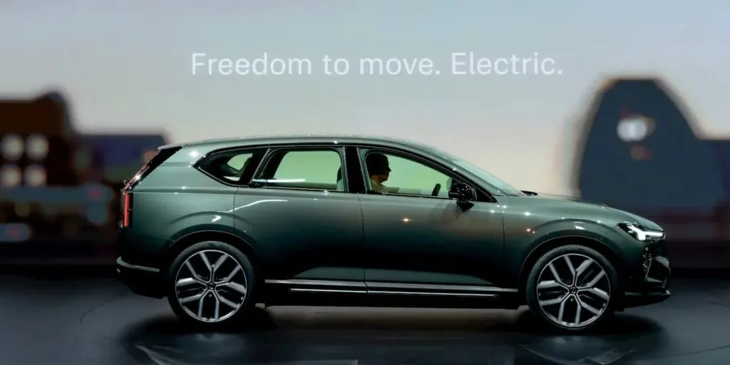 Volvo готовит более доступный электромобиль EX50 на 2027 год — photo 4