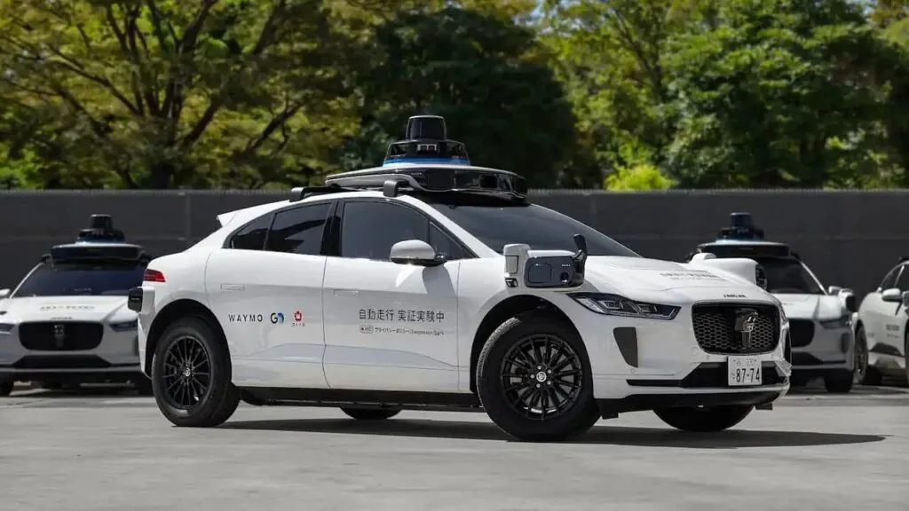 Waymo та Toyota виведуть безпілотні bZ4X на японські дороги — photo 2